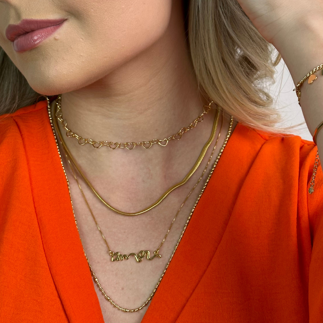 Colar Elo De Corações Banhada a Ouro 18K