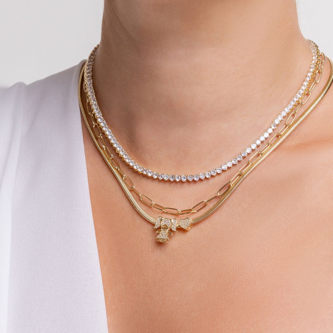 Colar Malha Fina Menina Cravejada Banhado a Ouro 18K