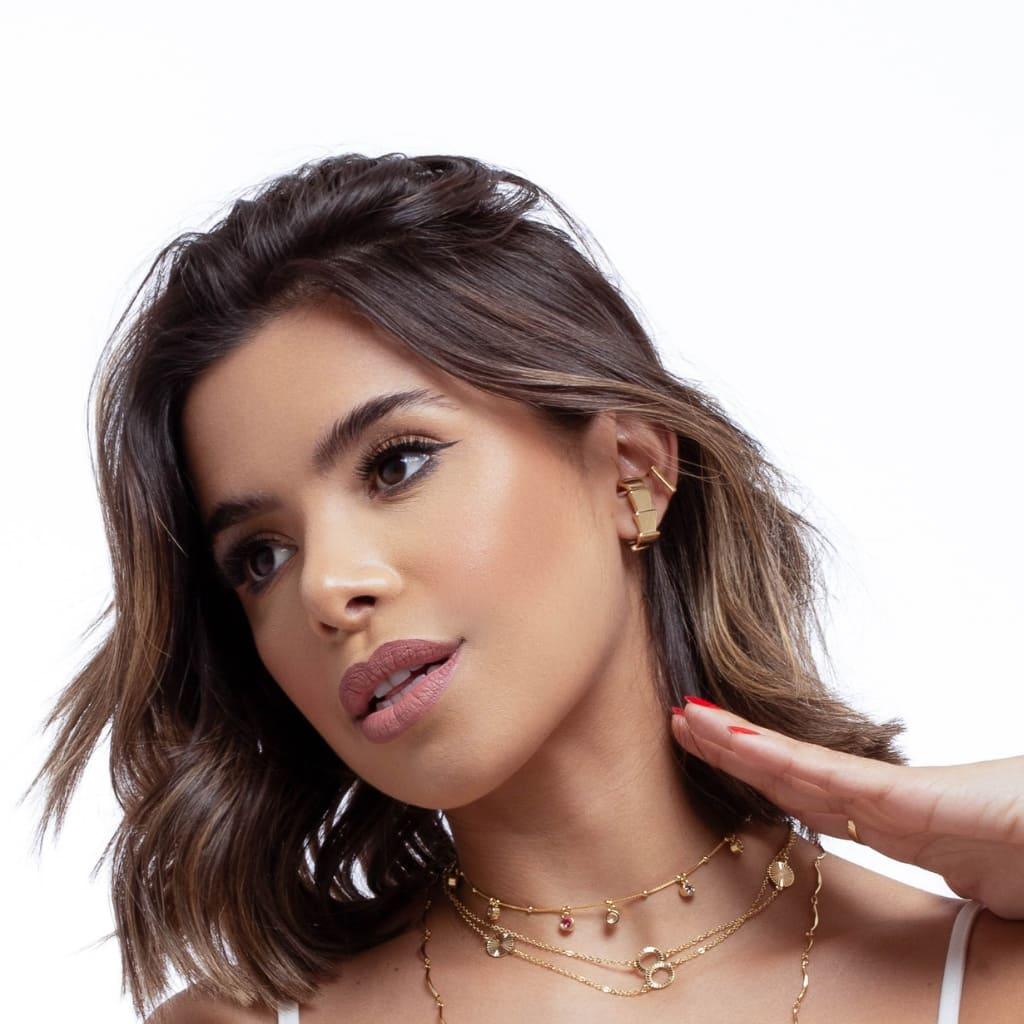 Brinco Ear Hook Triangulos Lisos Banhado a Ouro 18k - Mafê Acessórios