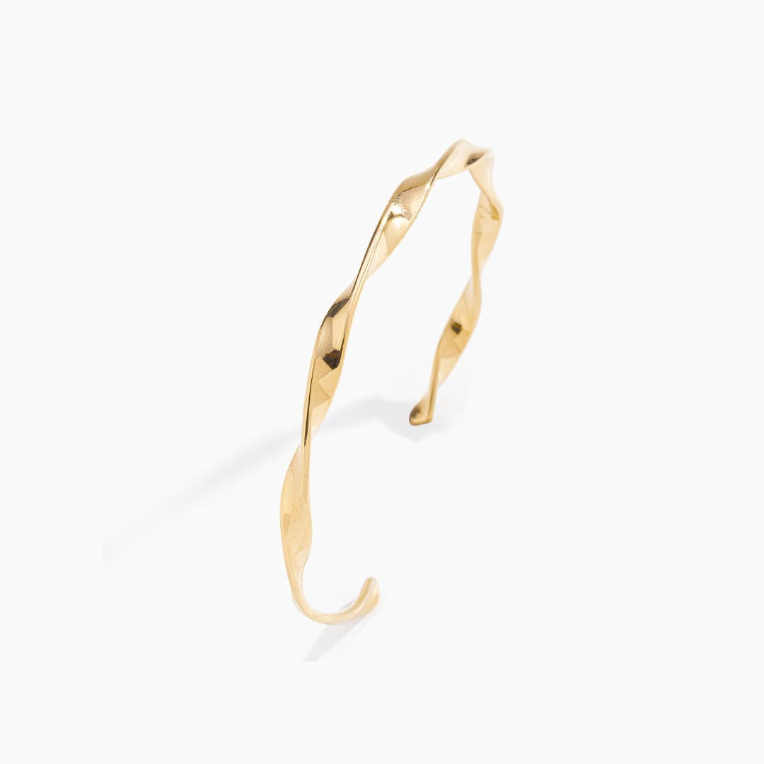 Bracelete Chapa Torcida 3mm Banhado a Ouro 18K