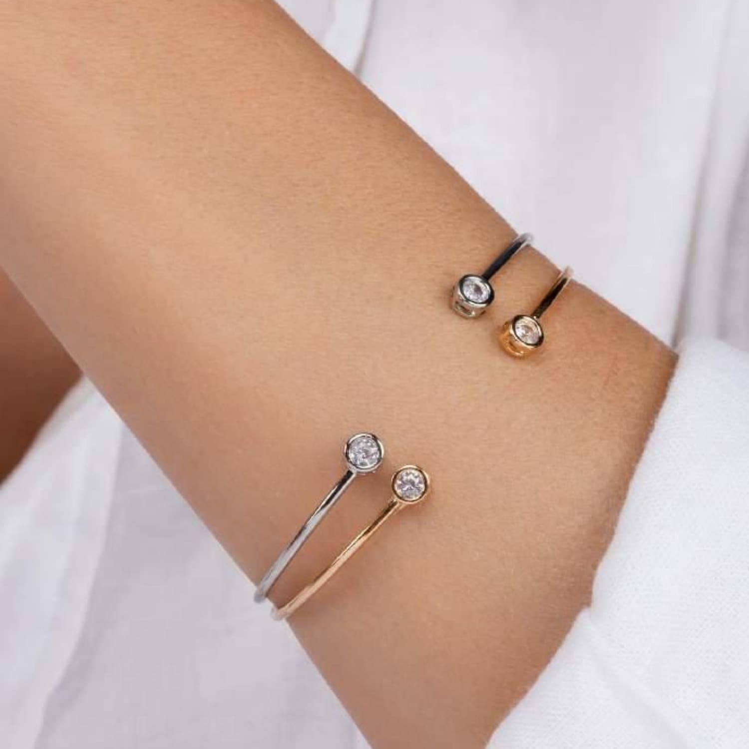 Bracelete Dois Ponto de Luz Banhado a Ouro 18K