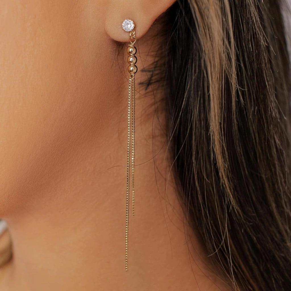 Brinco Ponto de Luz com Corrente Banhado a Ouro 18k - Mafê Acessórios