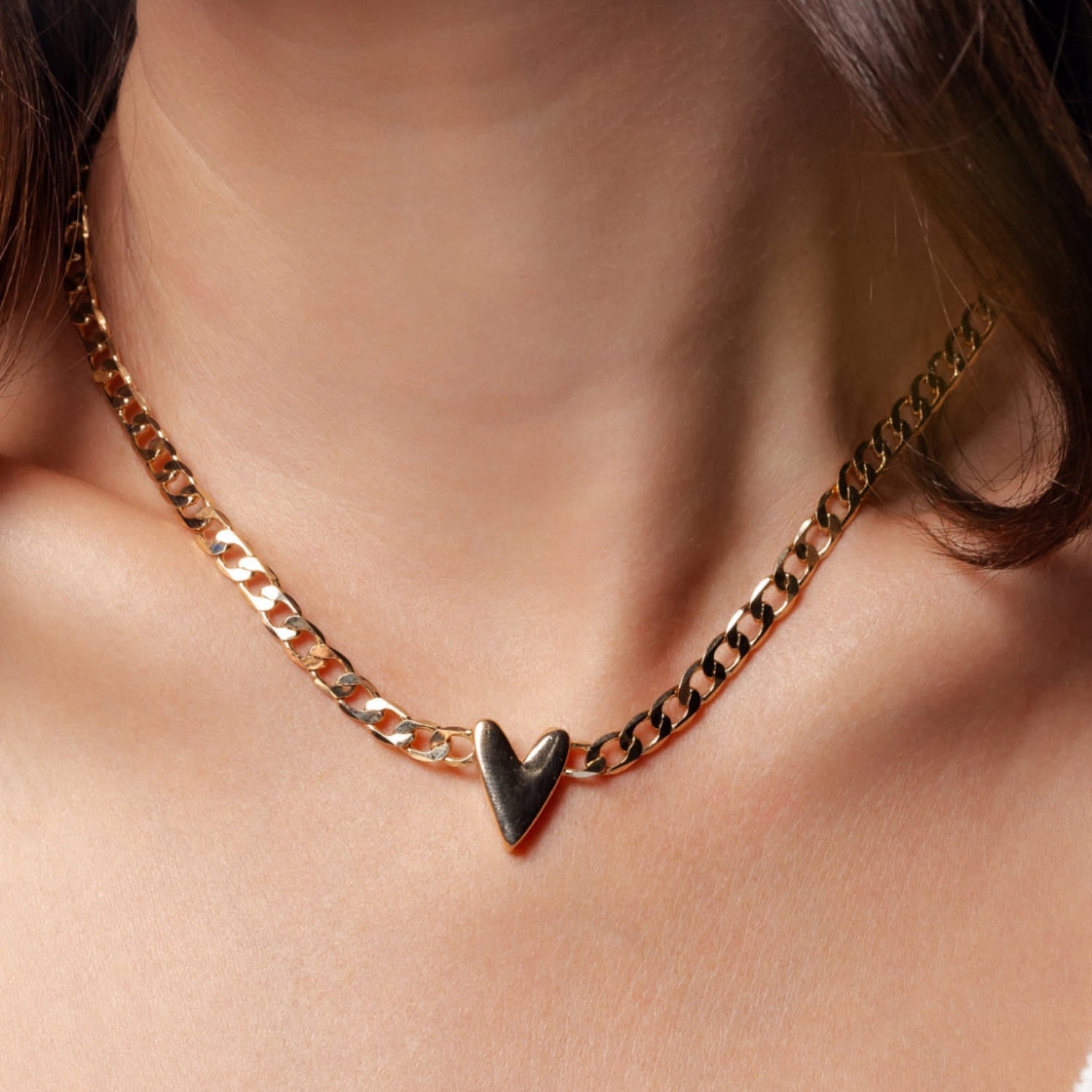 Choker Elos com Pingente de Coração Banhado a Ouro 18K