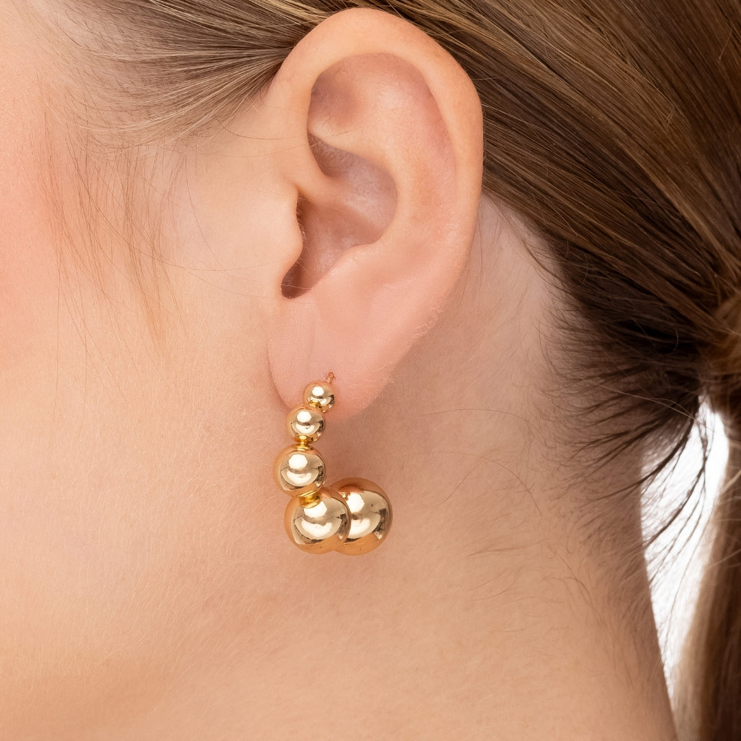Brinco Meia Argola com Esferas Banhado a Ouro 18k