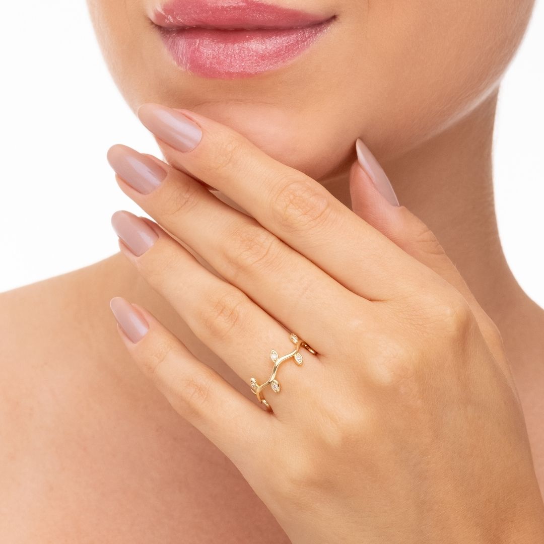 Anel Folhinhas Com Zircônia Banhado A Ouro 18k