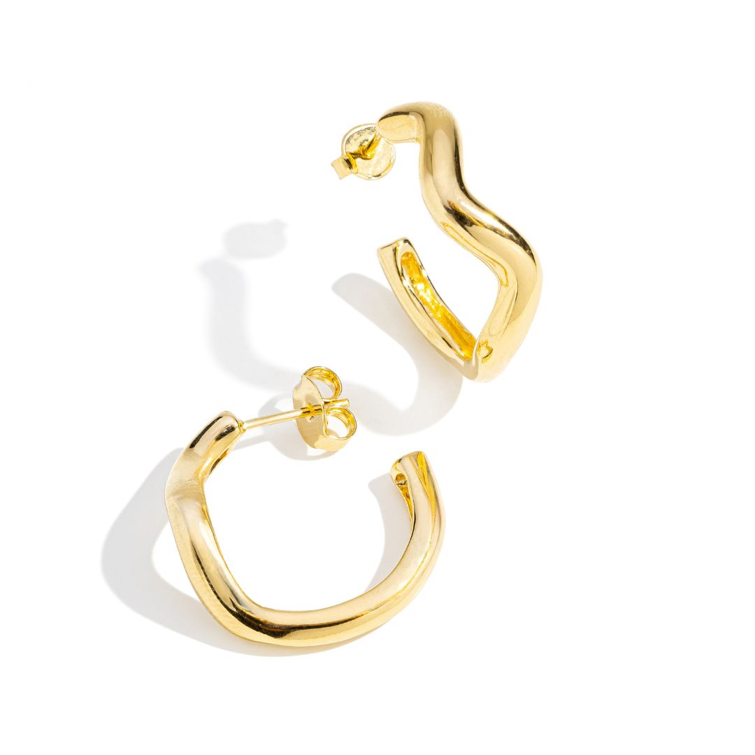 Brinco Argola Curvada Banhado A Ouro 18K