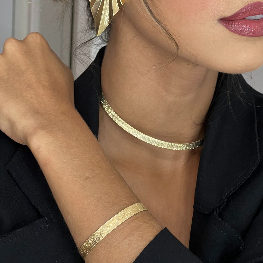 Colar Aro Riscado Banhado a Ouro 18k