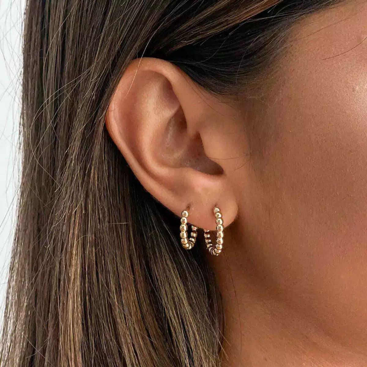 Brinco Argola Bolinhas Banhado a Ouro 18k - Mafê Acessórios